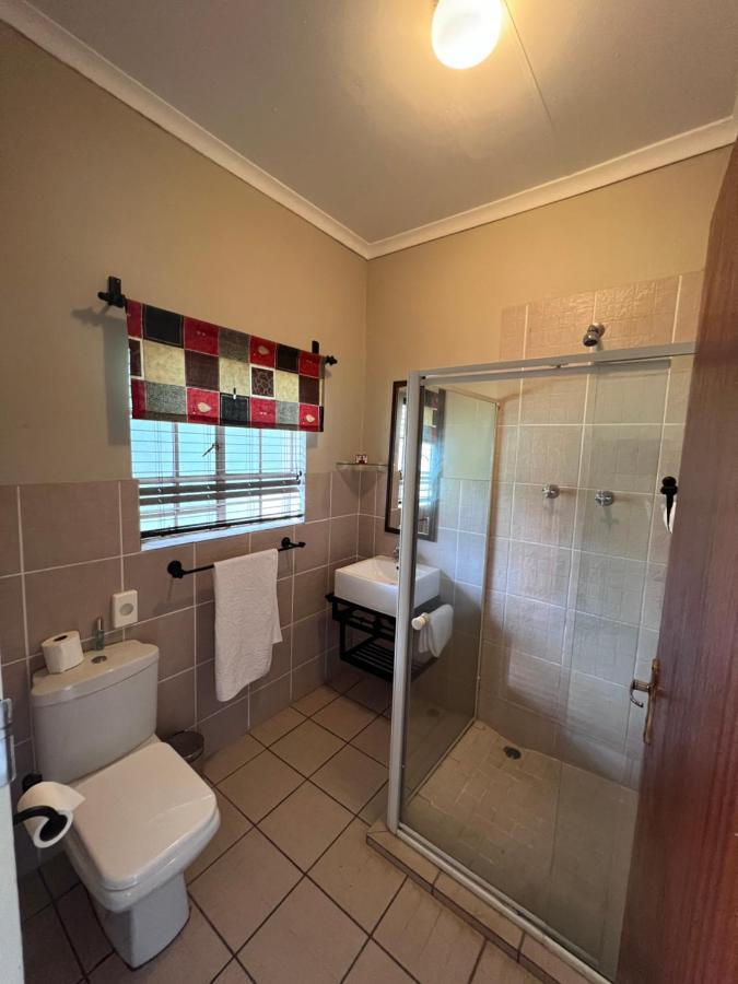 Hotel Big Tree Midrand Exterior foto