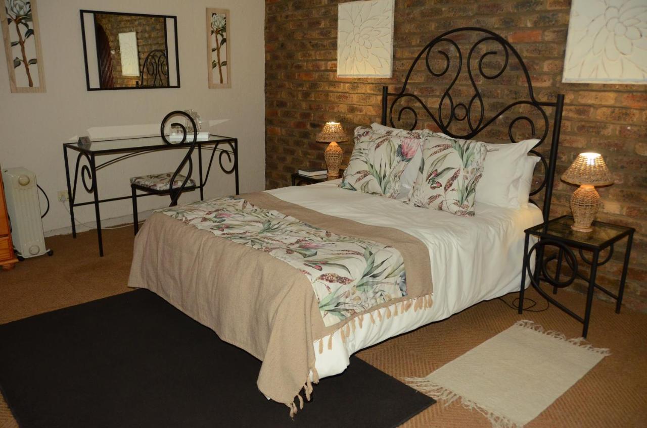 Hotel Big Tree Midrand Exterior foto