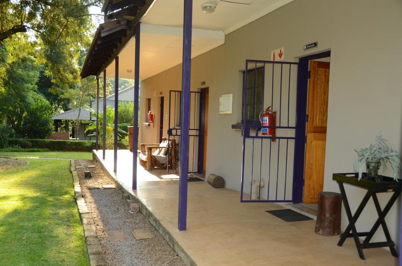 Hotel Big Tree Midrand Exterior foto